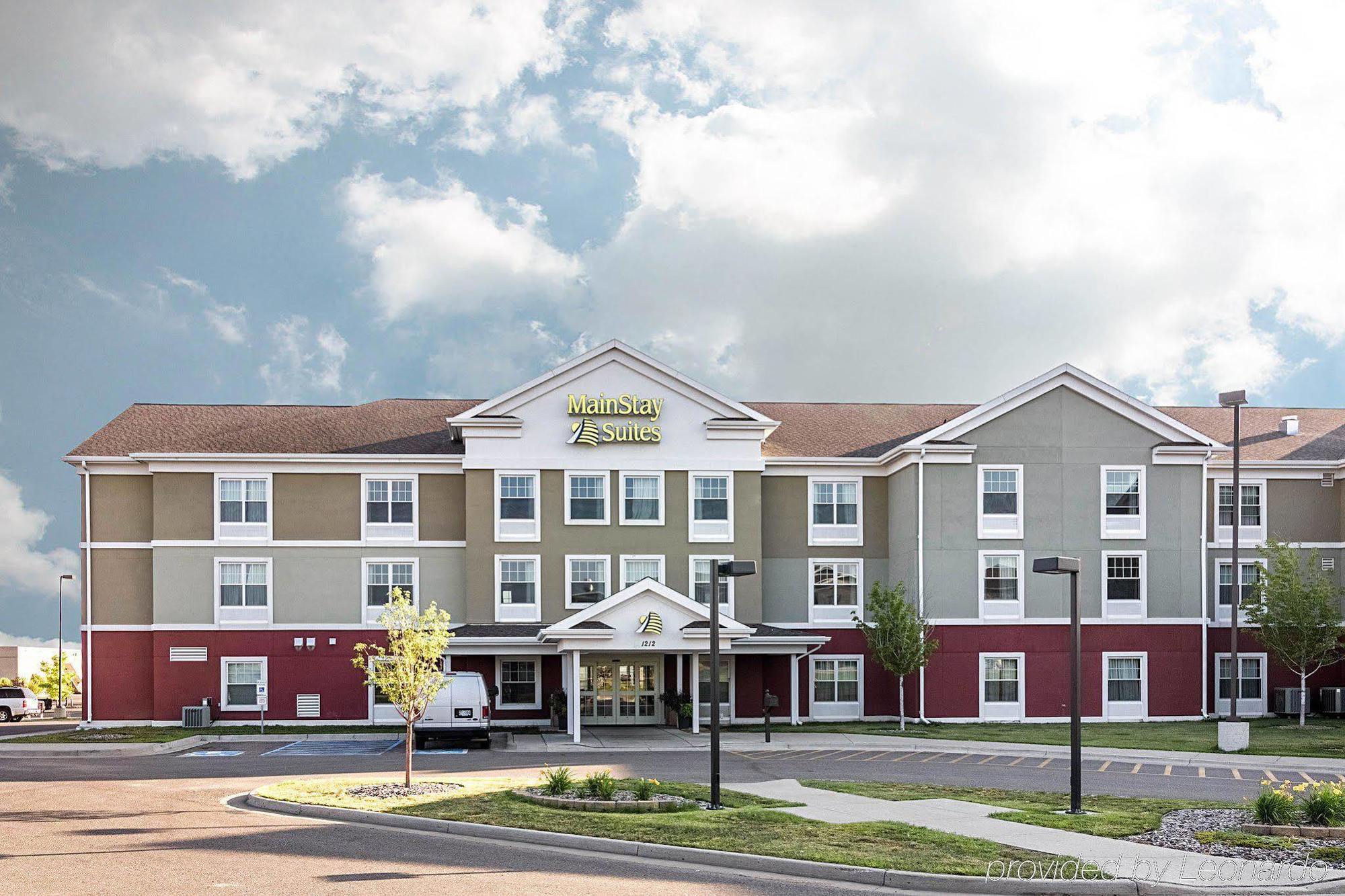 Mainstay Suites Minot Exterior foto